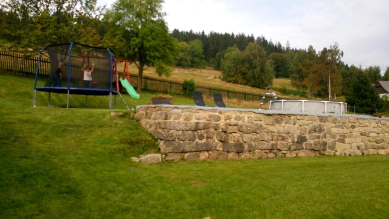 Chaloupka Albrechtice Villa Albrechtice v Jizerskych horach Buitenkant foto