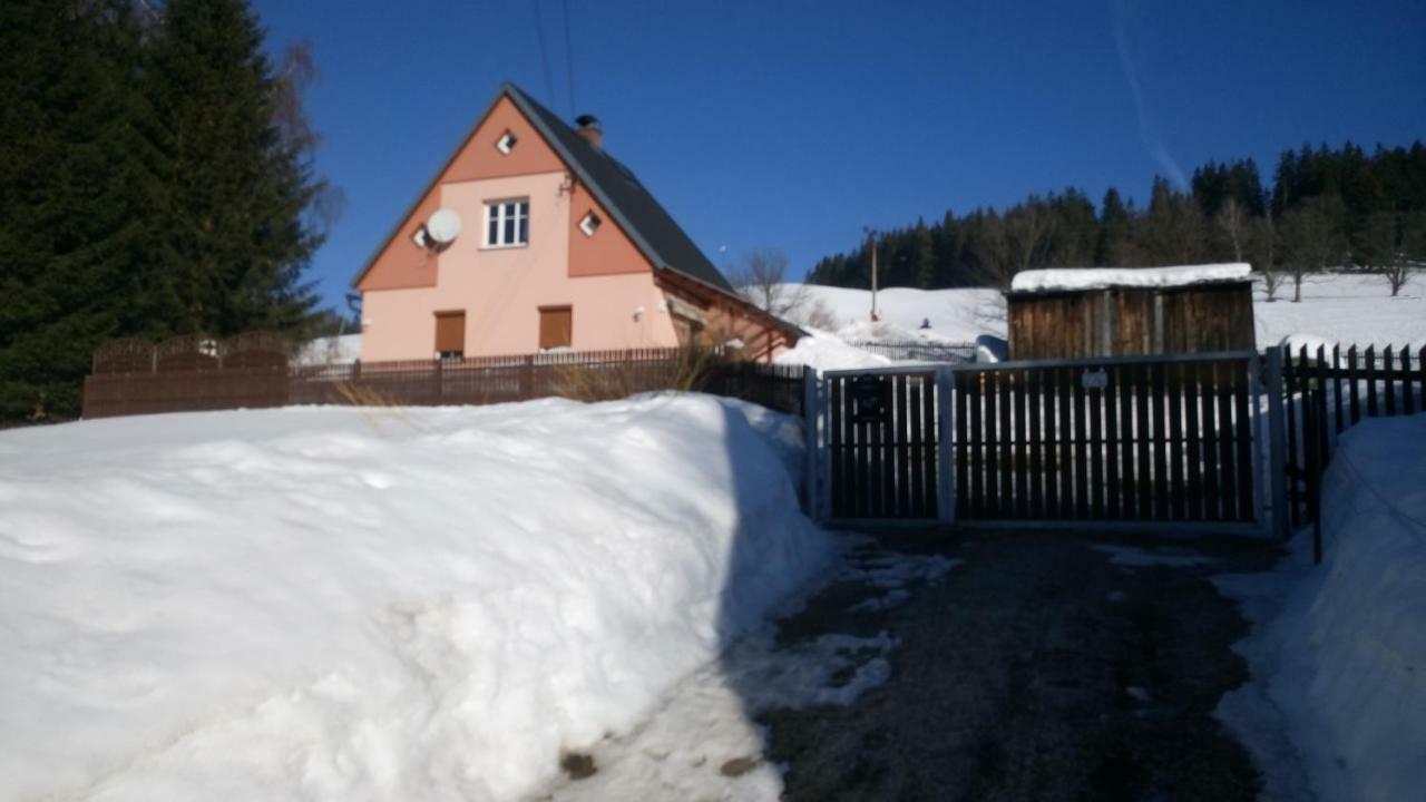 Chaloupka Albrechtice Villa Albrechtice v Jizerskych horach Buitenkant foto